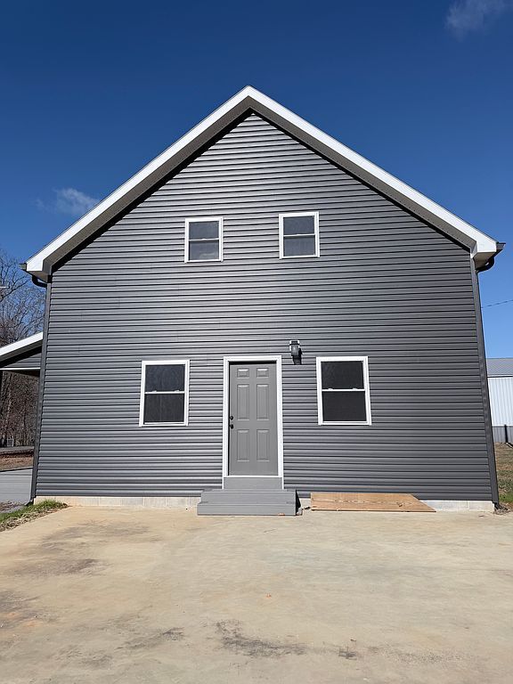 364 Harbor Springs Rd - Property Image