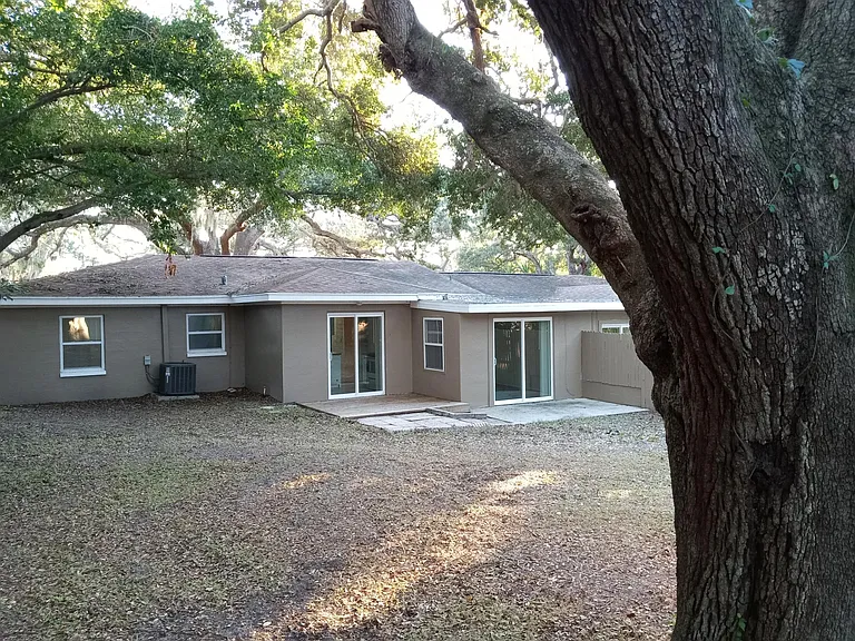 308 Woodlawn Ave — Photo 24