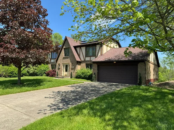 7228 Sundance Cir, West Chester, OH 45069