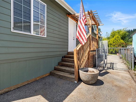 Front entrance to the home.
