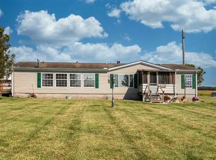 4200 Gladson Rd, Tamaroa, IL 62888