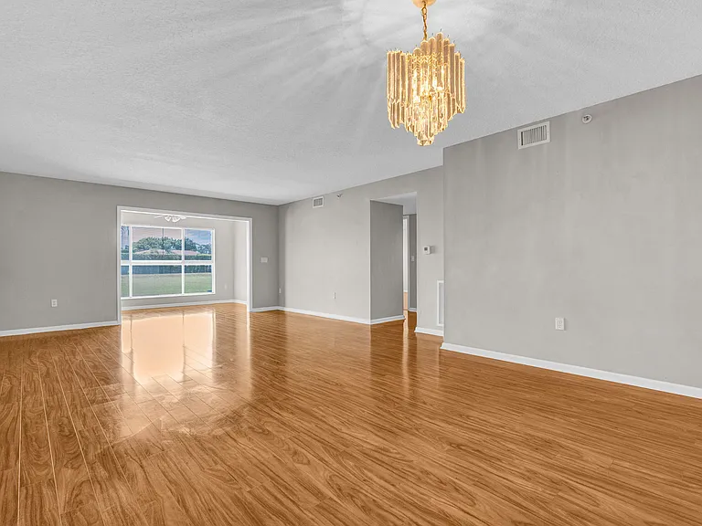 5952 Regal Glen Dr #103 — Photo 4
