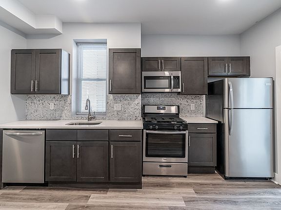 5th image of 804 N 41st St Floor 2