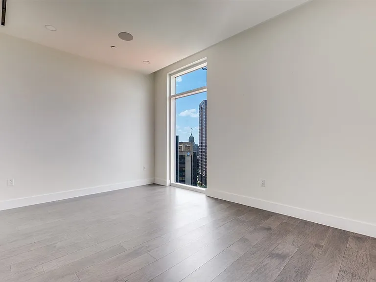 123 Lexington Ave #1408 — Photo 3