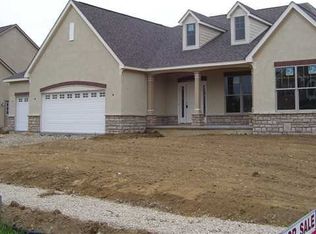 8723 Birch Brook Loop, Pickerington, OH 43147