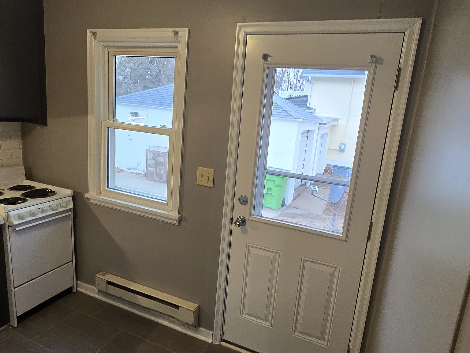 2 bed, 750 sqft, $850 — Photo 2