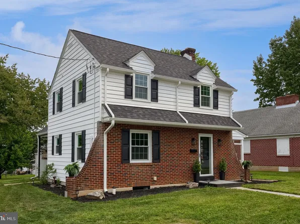 11 E Herman Ave, Lebanon, PA 17042