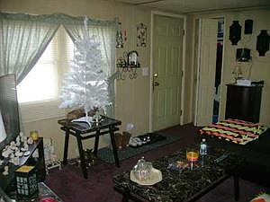 5th image of 823 Nicole Ln