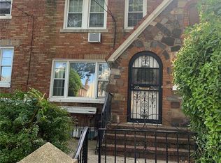 5443 65th Pl, Maspeth, NY