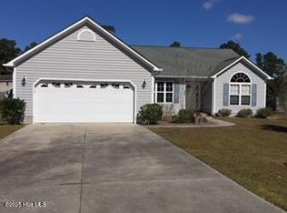 109 Summer Ln, Havelock, NC 28532
