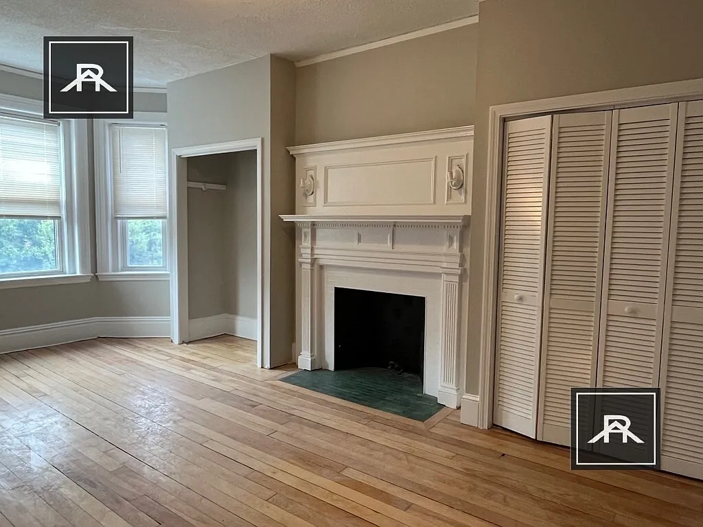 5 bed, 1.0 bath, $4,400 — Photo 2