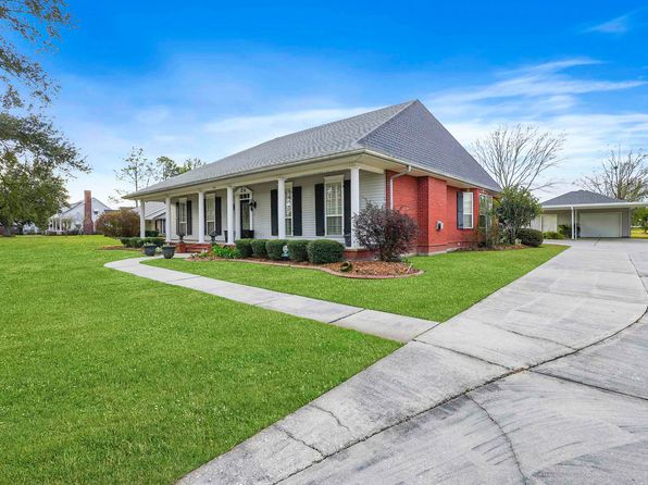108 Ouiski Bayou Dr, Houma, LA 70360