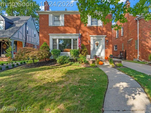 145 Fort Dearborn St, Dearborn, MI 48124