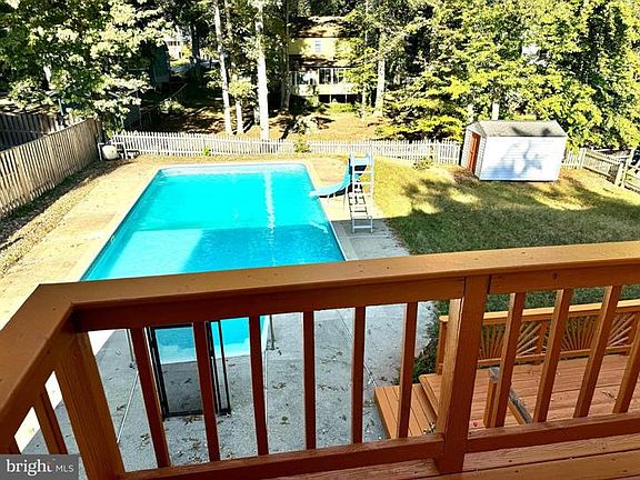 3rd image of 1326 Aquia Dr