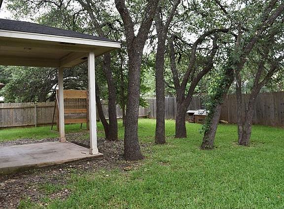 4th image of 3311 Saint Genevieve Dr