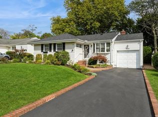 453 Derby Rd, Baldwin, NY 11510