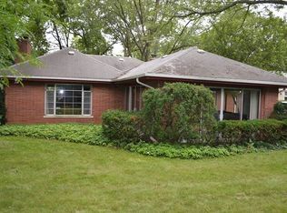 891 Kimball Rd, Highland Park, IL 60035