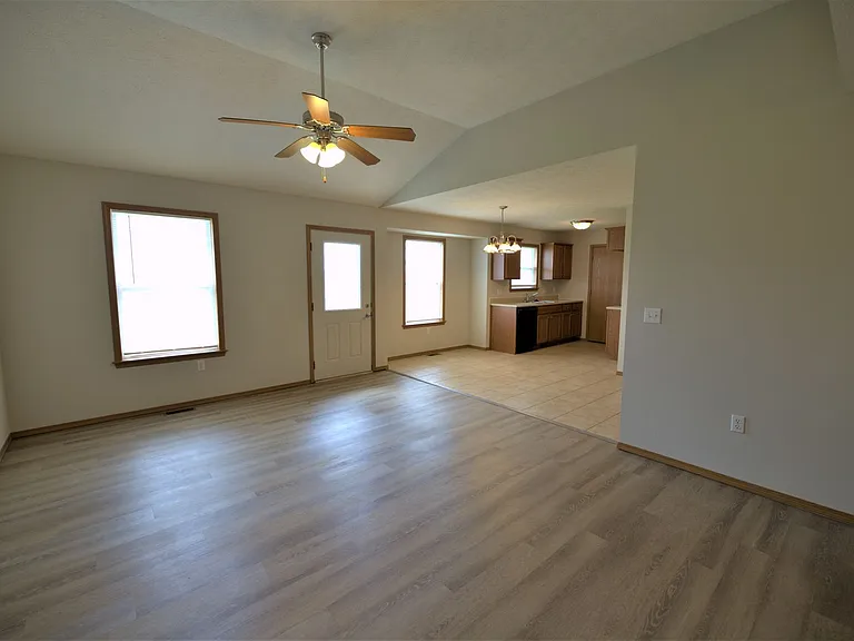 3230 E Jamestown St — Photo 2