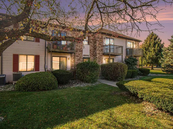 1006 Clarinet Blvd E, Elkhart, IN 46516