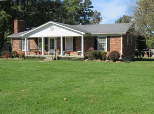 302 Homeview Dr, Brandenburg, KY 40108