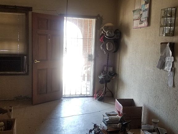 4th image of 3511 San Eduardo Ave