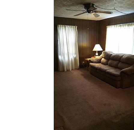 4th image of 12508 Sprecher Ave