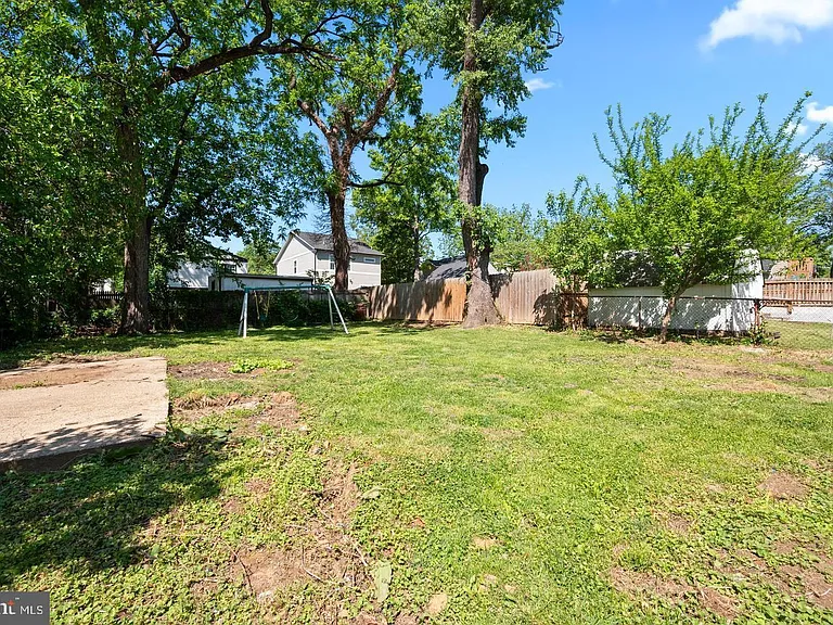 4904 41st Pl — Photo 23
