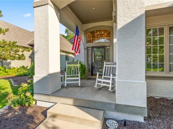 13921 Westgate St, Overland Park, KS 66221