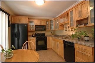 2nd image of 9000 W 91st Pl
