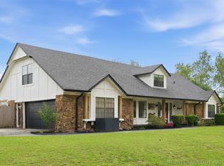 750 W 97th Pl S, Jenks, OK 74037