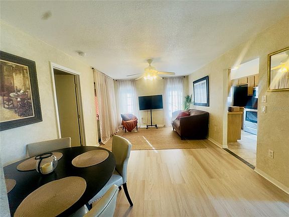 4th image of 24540 Harborview Rd APT F1