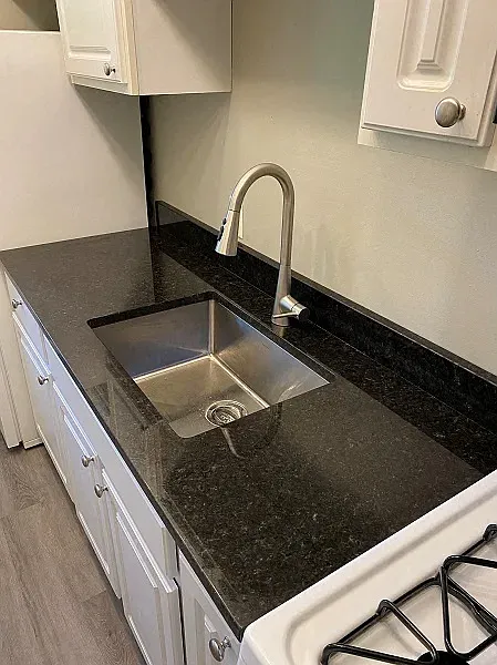 1 bed, 542 sqft, $1,890 — Photo 3