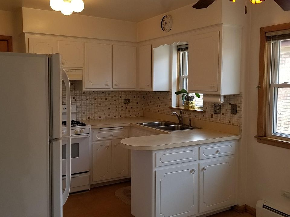 1st image of 7410 N Harlem Ave APT 2E