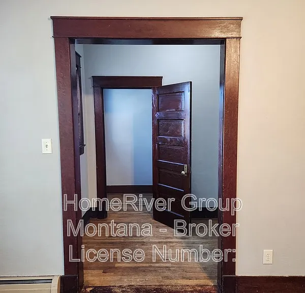 546 S 3rd St W — Photo 12