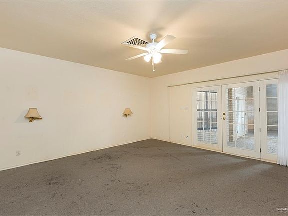 5th image of 3216 Scenic Way Ave