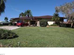 381 Seagull Ave, Naples, FL 34108