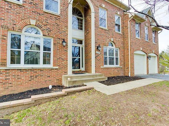 3rd image of 13946 Leeton Cir