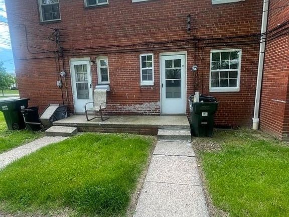 2nd image of 22651 Fox Ave APT I