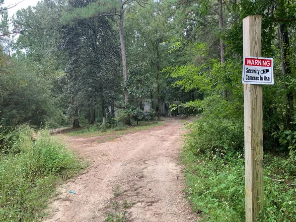 439 Thornton Rd, Defuniak Springs, FL 32435