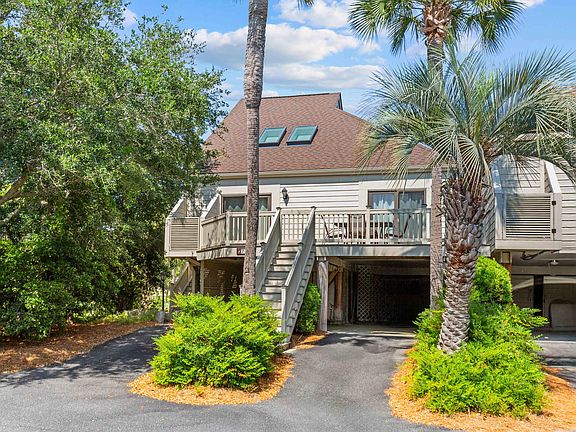 2nd image of 742 Spinnaker Beachhouse Vl