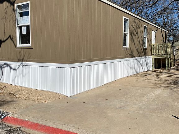 2nd image of 2103 Firglen Dr