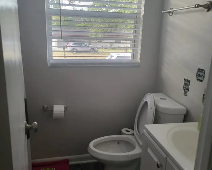 6108 N Hudson St — Photo 16