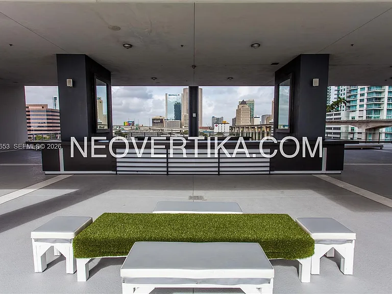 690 SW 1st Ct #Penthouse I20 — Photo 20
