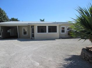 2487 Bayshore Dr, Matlacha, FL 33993