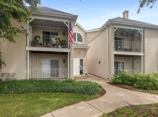 736 N Gary Ave Unit 207, Carol Stream, IL 60188