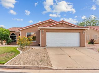 496 E Oasis Dr, Ivins, UT 84738