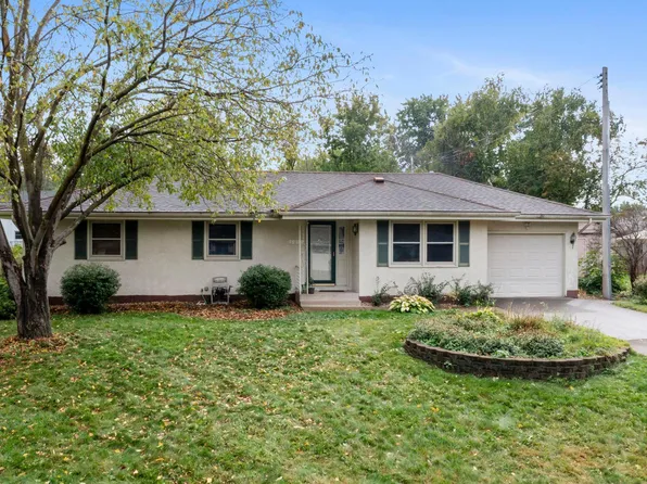 9011 60 1/2 Ave N, New Hope, MN 55428