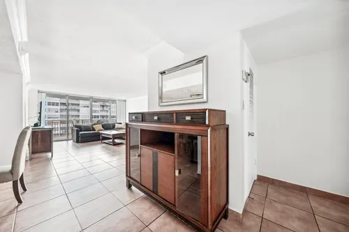 18061 Biscayne Blvd #1601 Photo 1