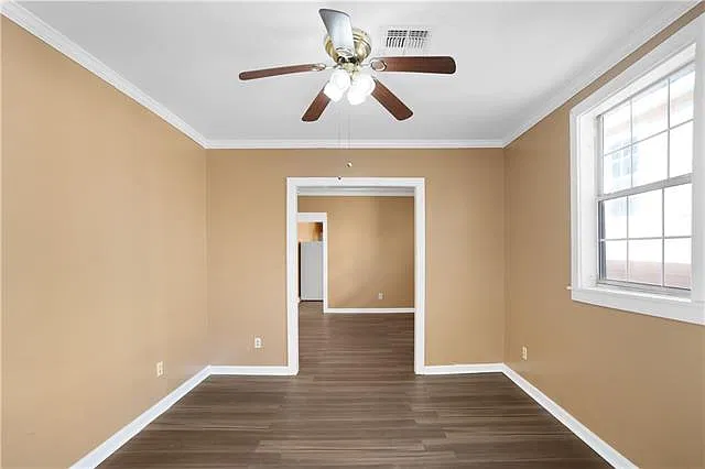 2 bed, 1.0 bath, 1000 sqft, $1,300 — Photo 4