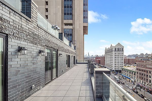 1st image of 2121 7th Ave Penthouse 9